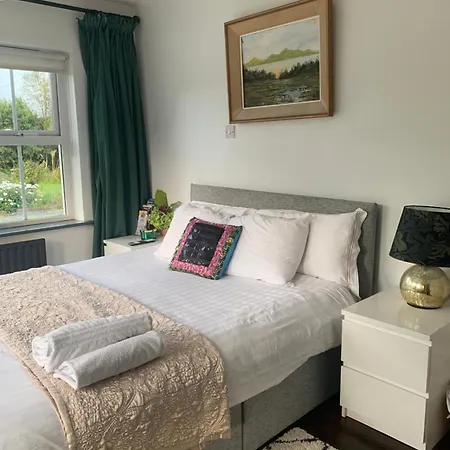 Isserkelly House Clonbur