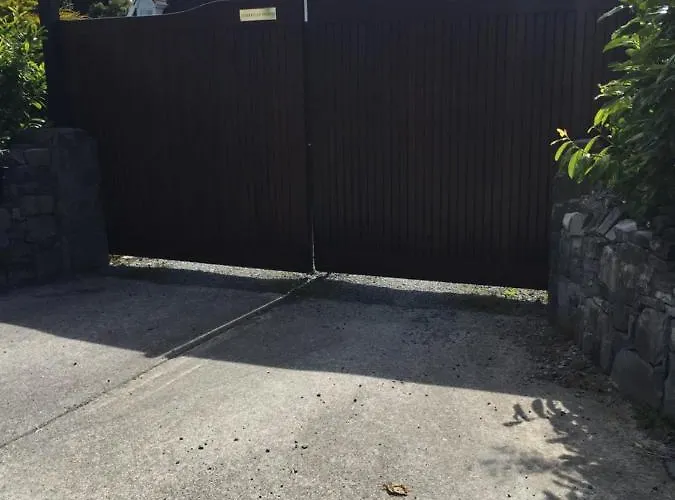 Isserkelly House 롯지