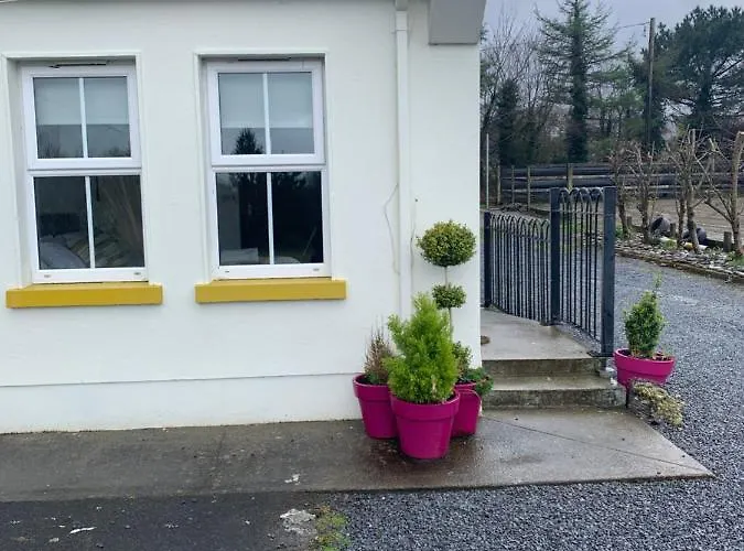 Isserkelly House Lodge